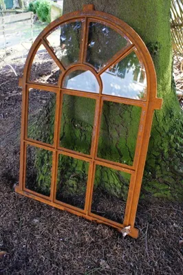 Produktbild von Eisenfenster als Antik-Fenster für Gartenmauer m Bogen, Stallfenster westfälisch