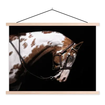 Produktbild von MuchoWow® Textilposter Pferd - Halfter - Flecken 150x113 cm mit holzfarbenen Rahmen - Poster