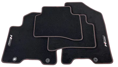 Productafbeelding van Hyundai Tucson TL N-Line vloermatten, velours, zwart, met logo