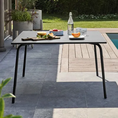 Image de Table de jardin carrée en métal anthracite - Oviala Palavas