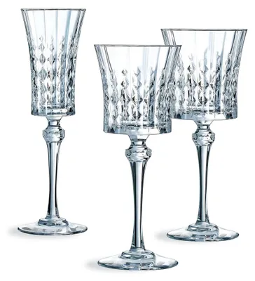 Image de Ensemble 18 verres à pied Lady Diamond - Cristal d'Arques
