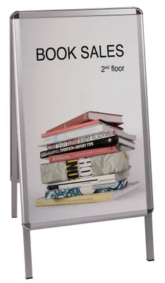 Zdjęcie produktu dla Stojak na plakaty Bi-Office DKT60303032, rama aluminiowa, 461 x 884 mm