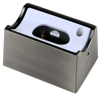Productafbeelding van Chromen, matte frame S14d lineaire lamp voor Osram Linestra Ralina, met een metalen voet