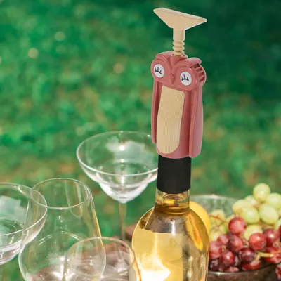 Produktbild von Kreativer Kompakt und Tragbar aus Kunststoff Zufällige Farbe Weinflaschenöffner Praktischer Dosenentferner und Bierflaschenentferner für Party und Geburtstag