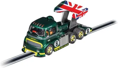 Zdjęcie produktu dla Carrera Racetruck Cabover 'British Racing Green, No.8' 1:32