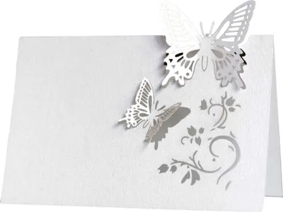 Image de Lot de 50 marque-places de table, carte vierge décorative en forme de papillon découpé, idéale pour les mariages et les réceptions