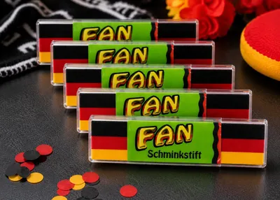 Produktbild von Fan Schminkstift Deutschland 3-in-1 Schwarz Rot Gold – Fan Schminke für Fußball, EM, WM & Public Viewing – Deutschland Make-up für Erwachsene