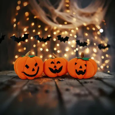 Imagen del producto de Decoración de calabazas de Halloween: 10 x 10 x 11 cm, 3 tipos diferentes, 3 unidades por paquete