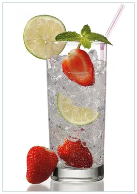 Produktbild von Wallario Premium Glasbild, freischwebende Optik, kräftige Farben, Größe 100 x 70 cm Motiv Glas Wasser mit Erdbeeren