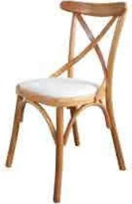 Produktbild von Ein Holzstuhl mit einem weichen Sitz und einem runden Rücken für Ihr Esszimmer