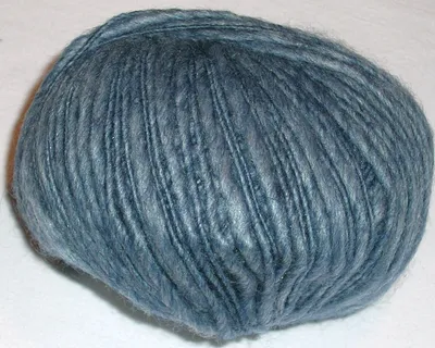 Produktbild von Island von Katia - blau (74) - 50 g / ca. 90 m Wolle
