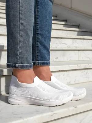 Produktbild von Weiße Damen-Slipper-Sneakers Aura Bianca - Leicht und Atmungsaktiv für Sommer und Frühling, Größe 38