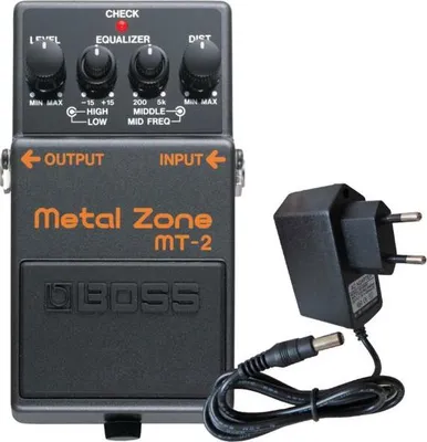 Image de Boss MT-2 Metal Zone Distortion Pedal avec adaptateur secteur