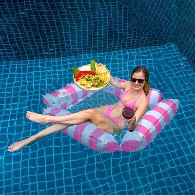 Produktbild von Famanu Wasserhängematte 122 x 122 cm - Aufblasbare Hängematte mit Handpumpe