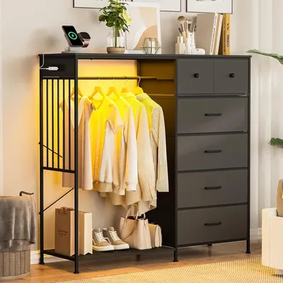Image de Commode de chambre à coucher - Commode à 6 tiroirs avec tringle à vêtements - Station de recharge - Éclairage LED - Structure métallique - Noir