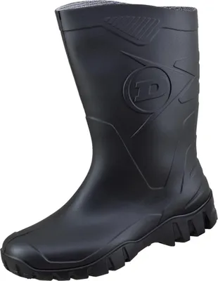 A black Dunlop boot is shown against a white background.