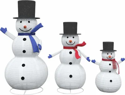 Three snowmen of varying sizes are displayed against a white background.