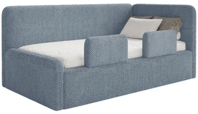 Obrázek produktu pro Selsey Fanko – dětská postýlka 90x200 cm s ochranou proti vypadnutí, matrací, čelem vpravo, plyšová, modrá