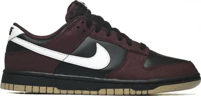 Produktbild von Nike Dunk Low Next Nature Burgundy Crush Black (Women's) - EU 38