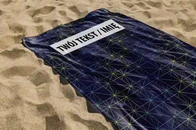 Zdjęcie produktu dla RĘCZNIK Linie z twoim dowolnym tekstem 200x75cm 078L