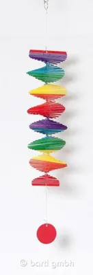 Produktbild von Kleine Bambusspirale mit Regenbogenthema