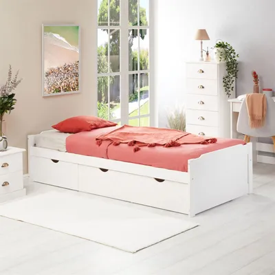Produktbild von Bett MIA aus massiver Kiefer in weiß, schönes Funktionsbett mit 3 Schubladen, praktisches Jugendbett mit Liegefläche 90 x 190 cm