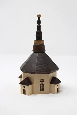 Zdjęcie produktu dla Miniaturowy domek kościoła w Seiffen do oświetlenia, szer. x wys. 12 x 7 x cm, NOWY