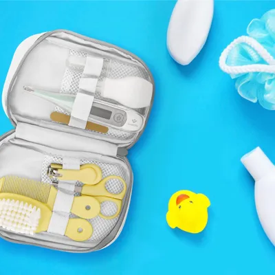 Obrázok produktu pre TrueLife BabyKit - kompletná súprava na starostlivosť o dieťa s teplomerom, odsávačkou hlienov a príslušenstvom, cestovné puzdro