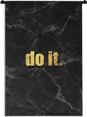 Produktbild von MuchoWow® Wandteppich Wandbehang Zitate - Motivation - Gold - Schwarz 90x135 cm Tapisserie Dekoration Wandtuch - Baumwolle - Wandskulptur