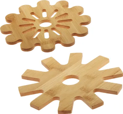 Produktbild von com-four® 4x Topfuntersetzer aus Bambus - Unterlagen für Töpfe, Pfannen, Auflaufformen und Teller - Topfuntersatz - Hitzeschutzablage aus Bambus
