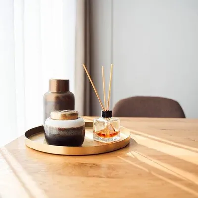 Obrázek produktu pro Kulatý nerezový podnos o průměru 30 cm, matně zlatý