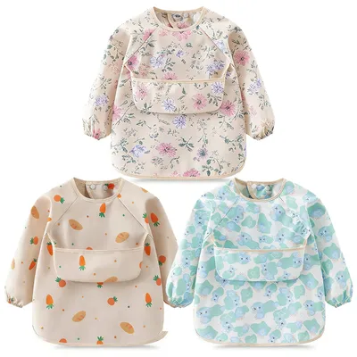 Produktbild von Omgoods – Set mit 3 wasserdichten Baby-Lätzern mit Ärmeln
