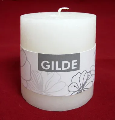 Produktbild von Kerze Stumpen Weiß Floral ca. Ø 7cm Höhe ca. 8cm