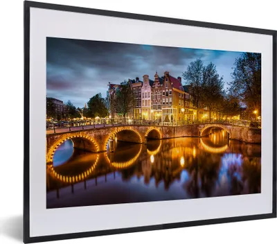 Produktbild von MuchoWow® MuchoWow® Gerahmtes Poster Die Keizersgracht in der Nacht 40x30 cm - Poster mit zchwarzem Bilderrahmen - Bilderrahmen - Poster im Rahmen