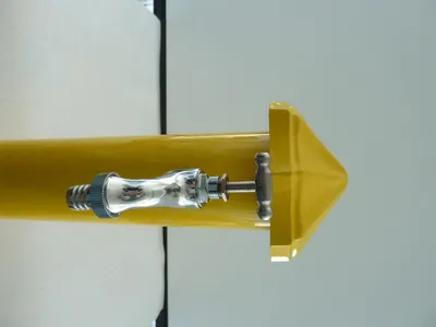 Produktbild von tomco Wasserzapfstelle rund aus Stahl pulverbeschichtet 75 cm gelb, Wassersäule mit Abdeckkappe CAP 5 aus Aluminiumguss mit Wasserhahn 1/2“ chrom