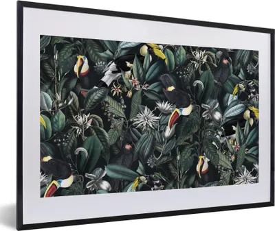 Produktbild von MuchoWow® Gerahmtes Poster Blumen - Tukan - Blätter 60x40 cm - Poster mit Schwarzem Bilderrahmen Wandposter Rahmen Foto Bilder - Schlafzimmer - Plakat in Rahmen - Drucken