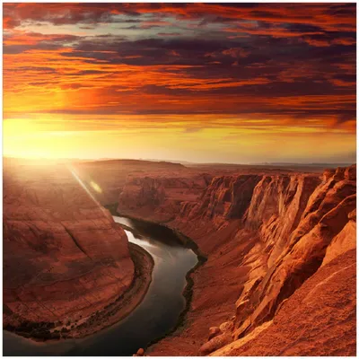 Produktbild von Wallario Premium Glasbild, freischwebende Optik, kräftige Farben, Größe 30 x 30 cm Motiv Grand Canyon bei Sonnenuntergang
