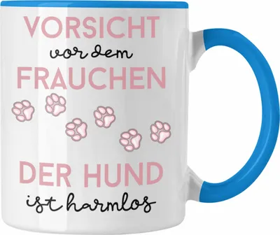 Produktbild von Trendation - Frauchen Tasse Geschenk Hunde Geschenkidee Lustig Vorsicht Vor Frauchen Der Hund Ist Harmlos Spruch (Blau)