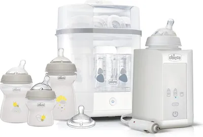 Image de Chicco Starter Set Nouveau-né, stérilisateur électrique, chauffe-biberon et kit biberon, y compris 3 biberons Natural Feeling avec tétine en silicone souple, idées cadeaux naissance 0 mois