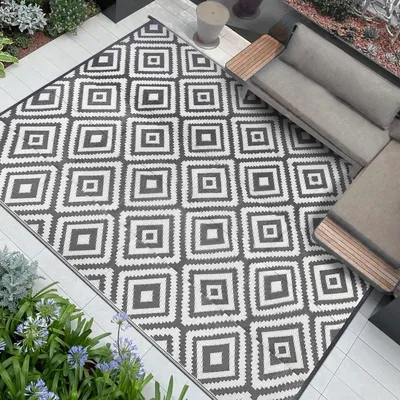 Produktbild von Outdoor Teppich 180x270 cm, grau und weiß, Kunststoff, für Garten