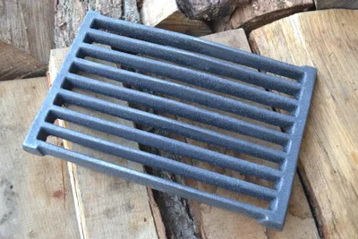 Produktbild von SEZAM - Ofenrost 30 x 19,8 cm Gusseisen Gussrost Kaminrost eckig Ascherost Kaminofen Tafelrost Rost Ofengitter Kamin