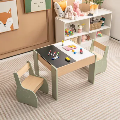 Produktbild von COSTWAY 3tlg. Kindersitzgruppe aus Holz, 4-in-1-Kindertisch mit 2 Stühlen & Abnehmbarer Tafel, Kindermöbel-Set mit Stauraum für Spielzimmer, Kindergarten (Grün)