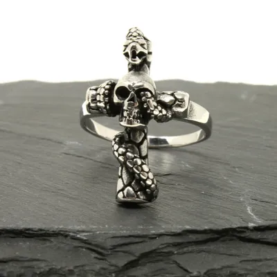 Produktbild von Ring Silber aus Edelstahl - SNAKE CROSS 60