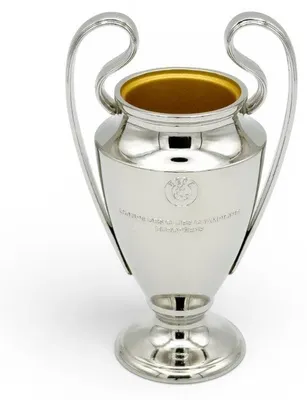 Produktbild von UEFA CL 100mm Pokalreplika - freistehend