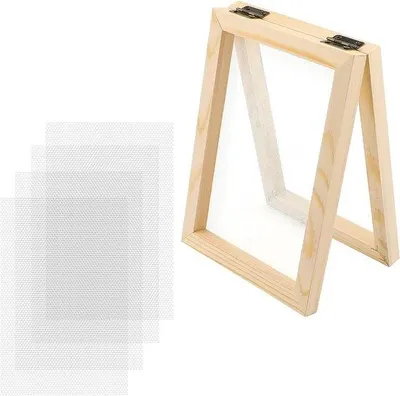 Image de Machines à papier avec cadres en bois et motifs