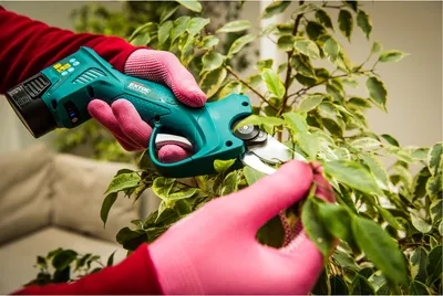 Image de EXTOL CRAFT RLP16 Ciseaux de jardin Accu, 16V Li-ion, 2x2000mAh