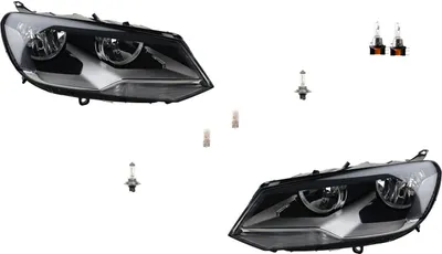 Productafbeelding van Koplampen, geschikt voor VW Touareg 7P, bouwjaar 2010-2014, met H15 lampen, set, links en rechts, onderdeelnummers: 7P1941005 en 7P1941006. Johns