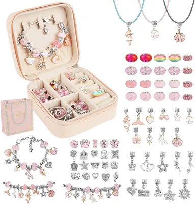 Produktbild von Charm Armband Bastelset für Mädchen, 66-teiliges Schmuck Bastelset mit 3 Armbändern,3 Halsketten, 60 Perlen & Anhängern, Schmuckbox und Geschenktasche