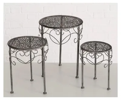 Produktbild von Vintage Pflanztisch ORANIA aus Metall 3er Set - grau - Blumenhocker 40/34/27 cm mit Ornamenten - Shabby Chic Deko Beistelltisch Pflanzen Ständer