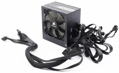 Produktbild von Corsair TX750M, 750 W, 100 - 240 V, 47 - 63 Hz, 12 A, Aktiv, 130 W